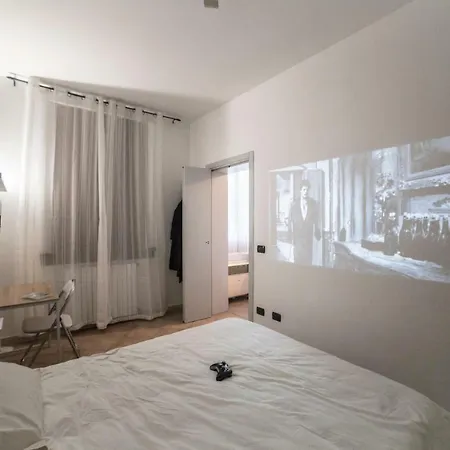 Petit Cinema *